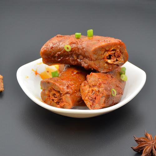 香辣酱脖18g 休闲食品黑鸭味肉制品 湖南特产麻辣零食厂家.